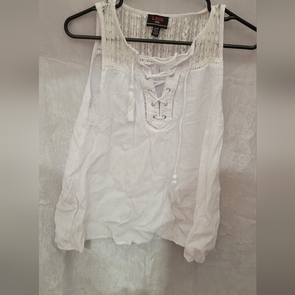 Lava Women's white shirt